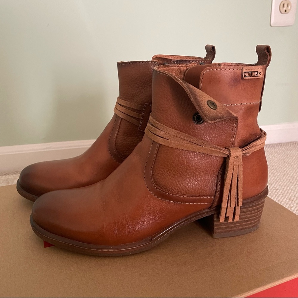 Pikolinos Zaragoza W9H-8800 Bootie Brandy size 36